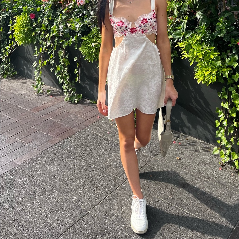 For love & lemons slip